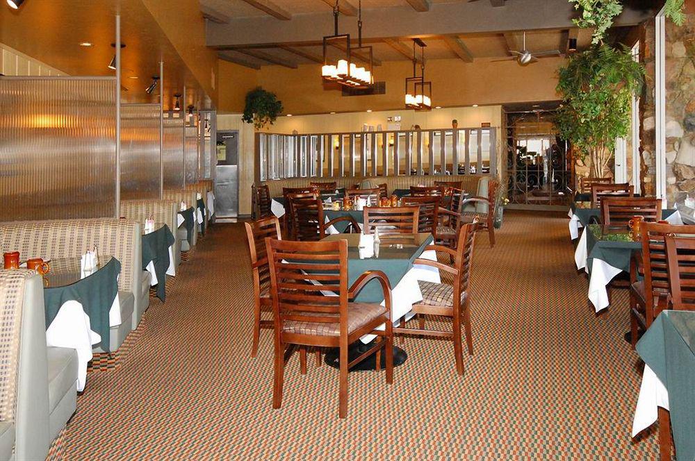 Best Western Plus Papago Inn & Resort Scottsdale Restaurant photo